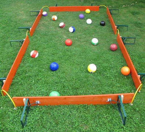 Partybench Court, Football Billiard